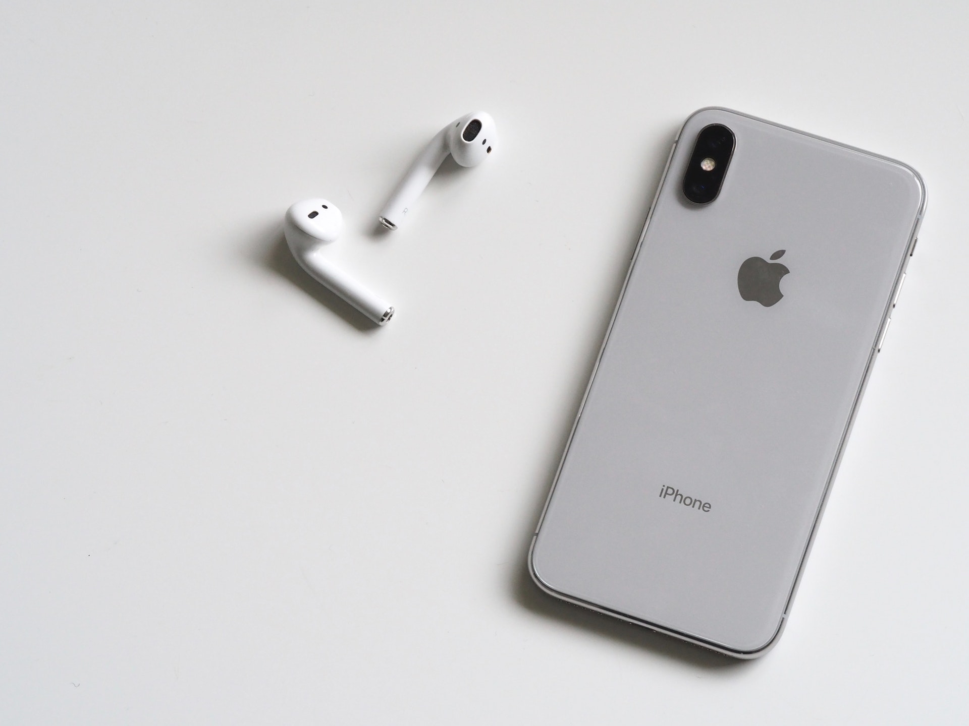 Iphone with airpods